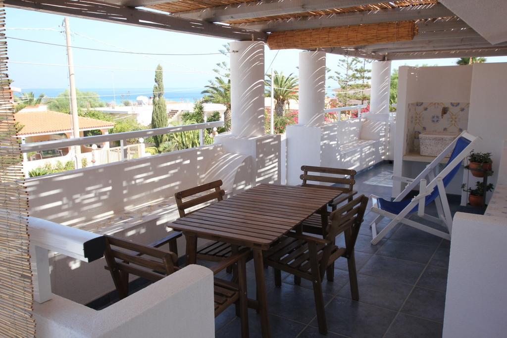 Baia San Lorenzo Reitani Kültér fotó